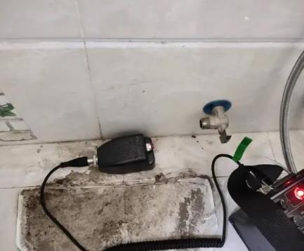 宝坻屋顶漏水维修公司分享下卫生间漏水的危害及解决方法